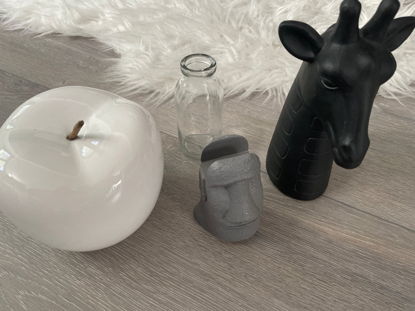 Decoratie set: Giraffe, Moai, Flesje, Witte Appel, Ophalen of Verzenden, Zo goed als nieuw, Meerkleurig, Overige materialen