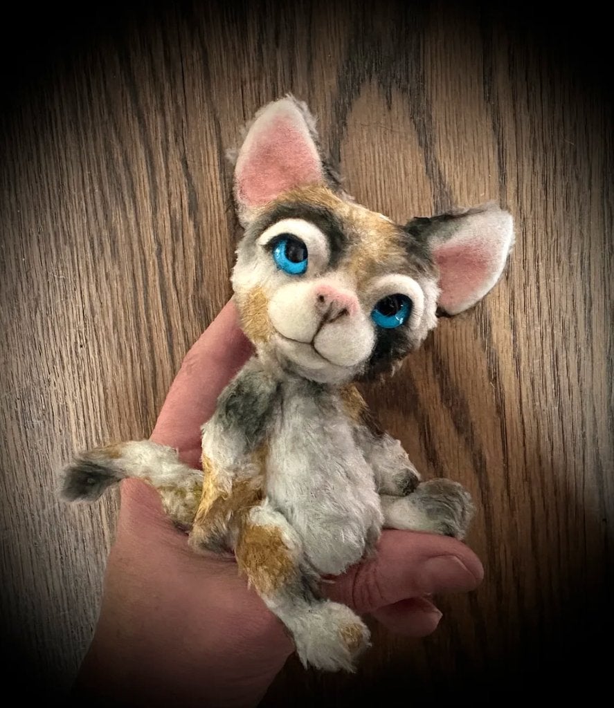 Lapjeskat kat poes teddybeer handgemaakt beweegbaar pop doll, Verzenden, Nieuw, Stoffen beer, Overige merken