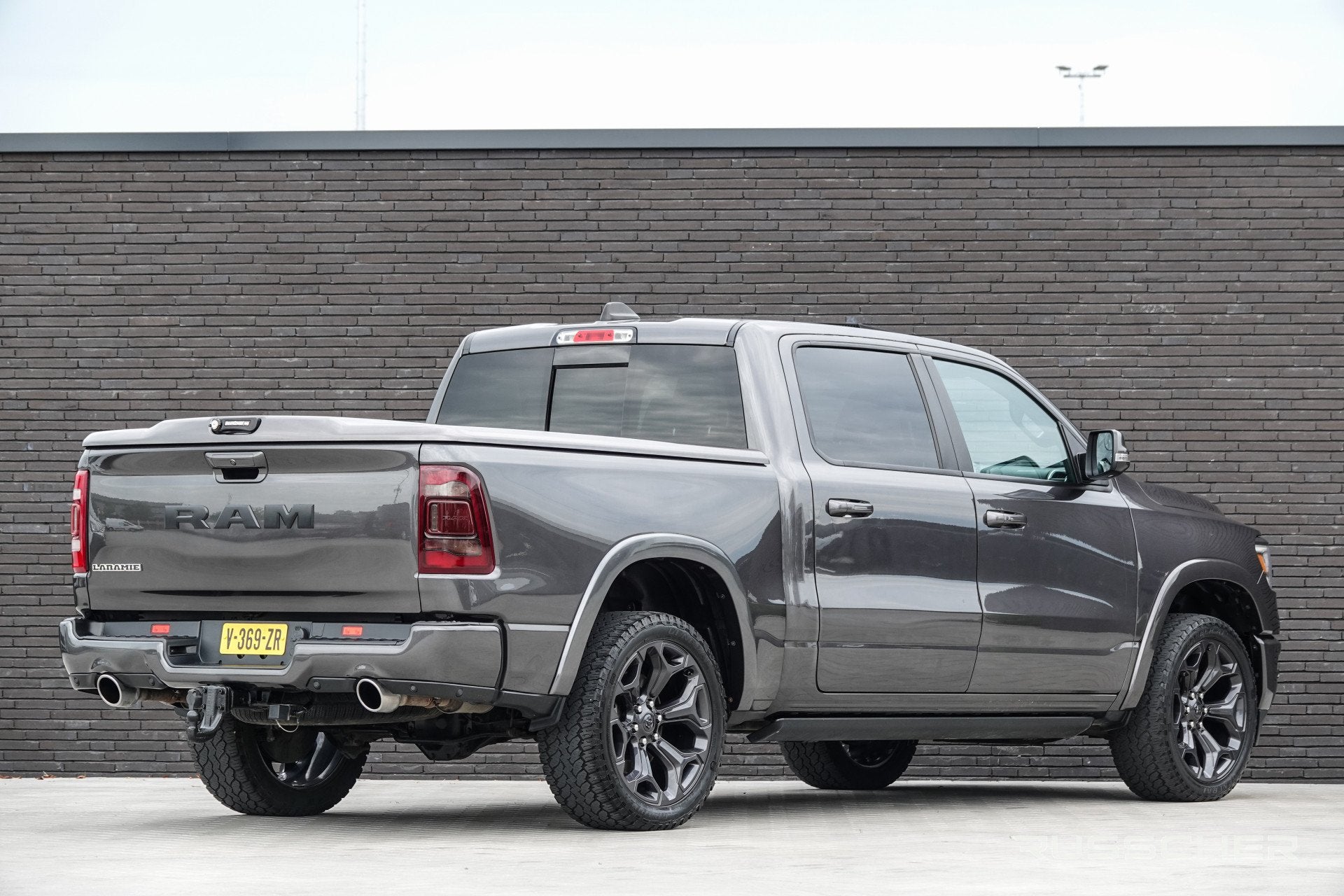Dodge Ram 1500 5.7 Hemi V8 401Pk 4x4 Crew Cab | Laramie | Lu, Auto's, Automaat, Gebruikt, 5654 cc, 402 pk