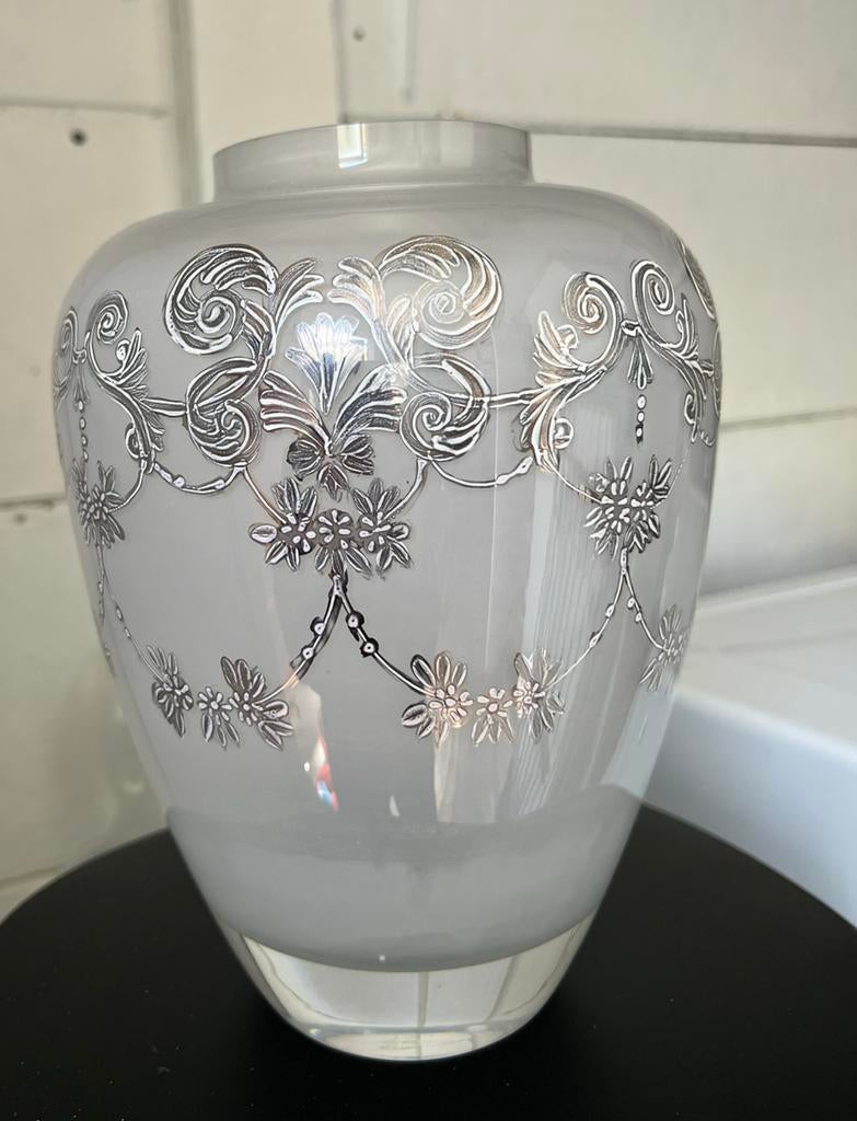 Handmade vase/ glass/ zwaar, Ophalen of Verzenden, Nieuw, Overige kleuren, Glas