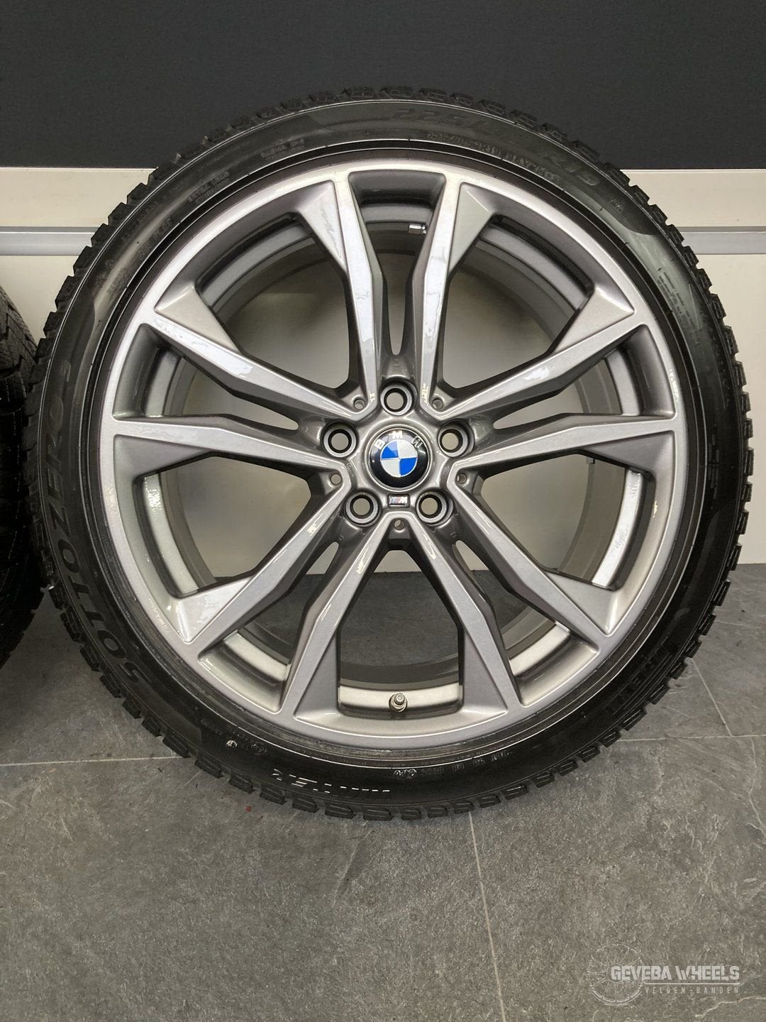 19” originele BMW X1 F48 / X2 F39 velgen + winterbanden 715M, Auto-onderdelen, 19 inch, Gebruikt, -, -