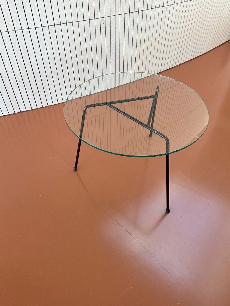 2x W.H. Gispen glazen salontafel zwart driepoot (Kembo), Ophalen, Gebruikt, 100 tot 150 cm, Rond