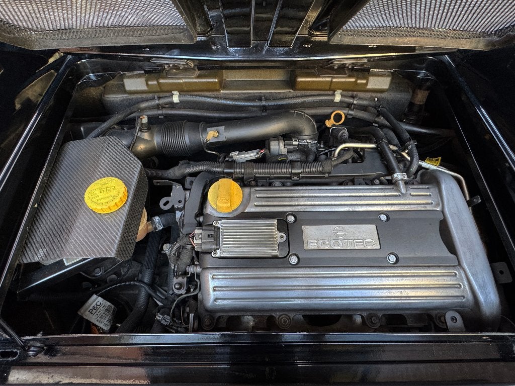 Foto 9 van Opel Speedster 2.2 zwart 2004 hardtop
