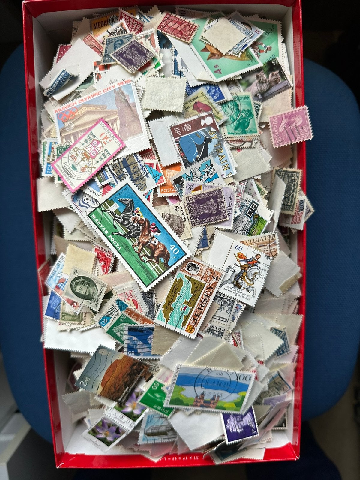Doos 1800 buitenland, Postzegels en Munten, Verzenden, Buitenland