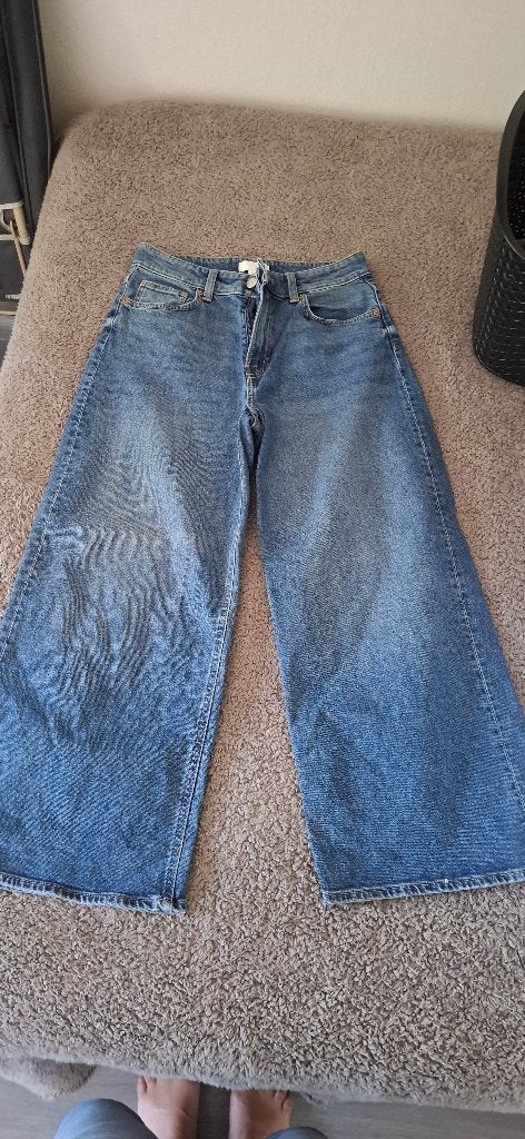 Dames jeans mast 38 met wijde pijpen, Ophalen of Verzenden, Zo goed als nieuw, Maat 38/40 (M)