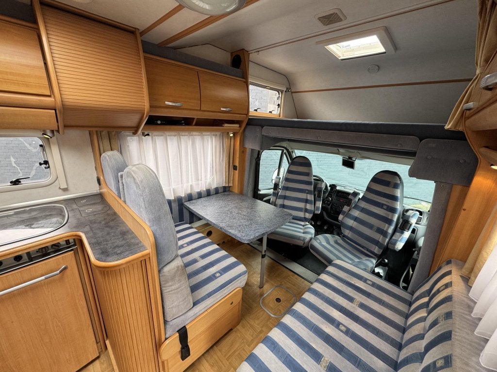 LMC Liberty 680 G Alkoof 2003 Koopje, Caravans en Kamperen, Campers, Standaard zit, Ringverwarming, Fiat, 6 tot 7 meter