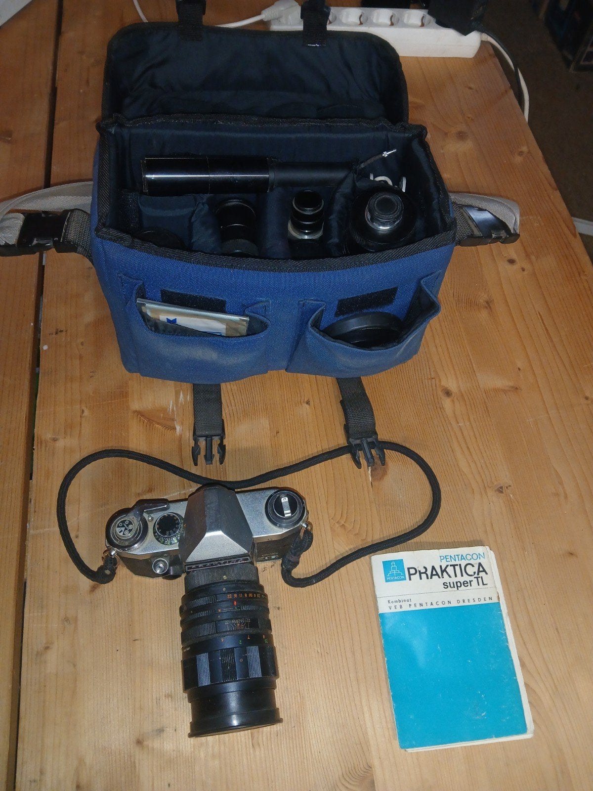 Pentacon Praktica Super TL Spiegelreflex Camera met extra's, Audio, Tv en Foto, Fotocamera's Analoog, Ophalen of Verzenden, Gebruikt