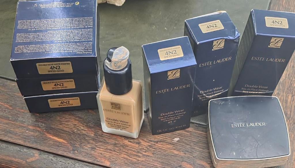 Estee Lauder Double Wear foundation 4N2 Spiced Sand, Sieraden, Tassen en Uiterlijk, Uiterlijk | Cosmetica en Make-up, Ophalen of Verzenden