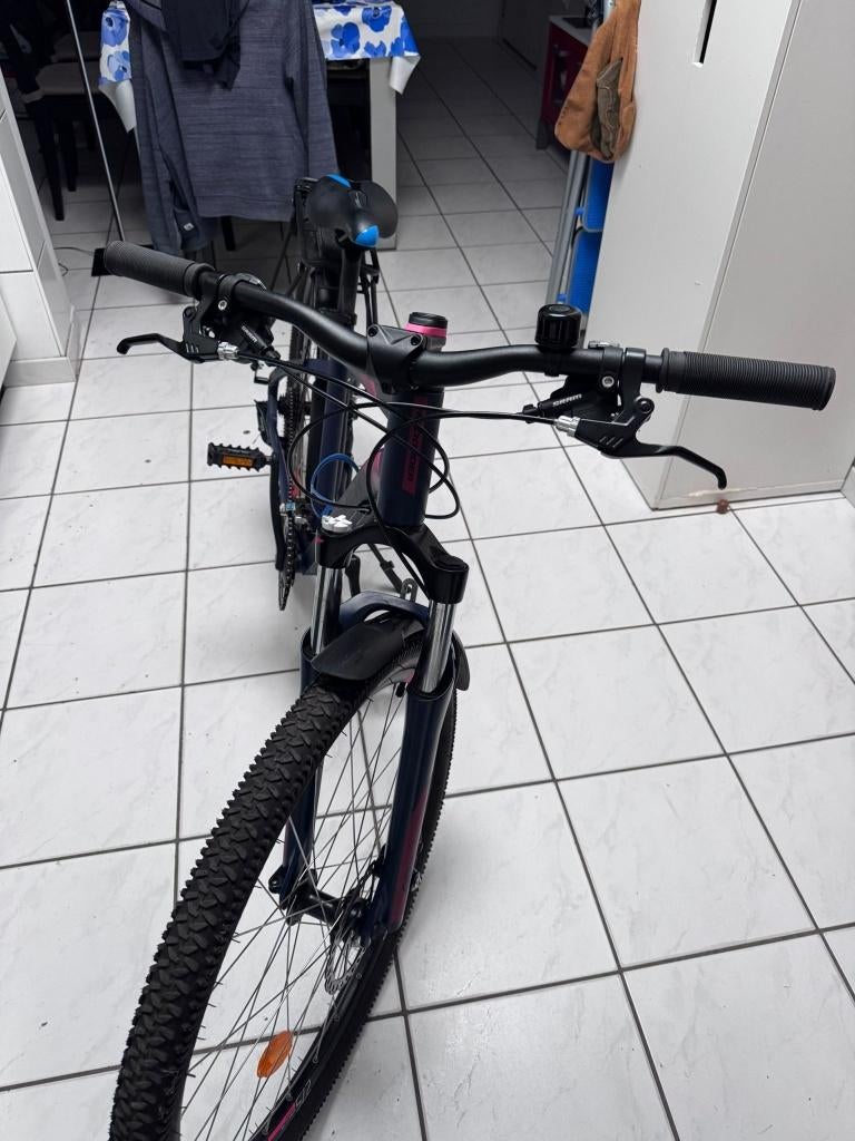 Rockrider ST520 mountainbike, Zo goed als nieuw, Dames, Schijfrem, Ophalen