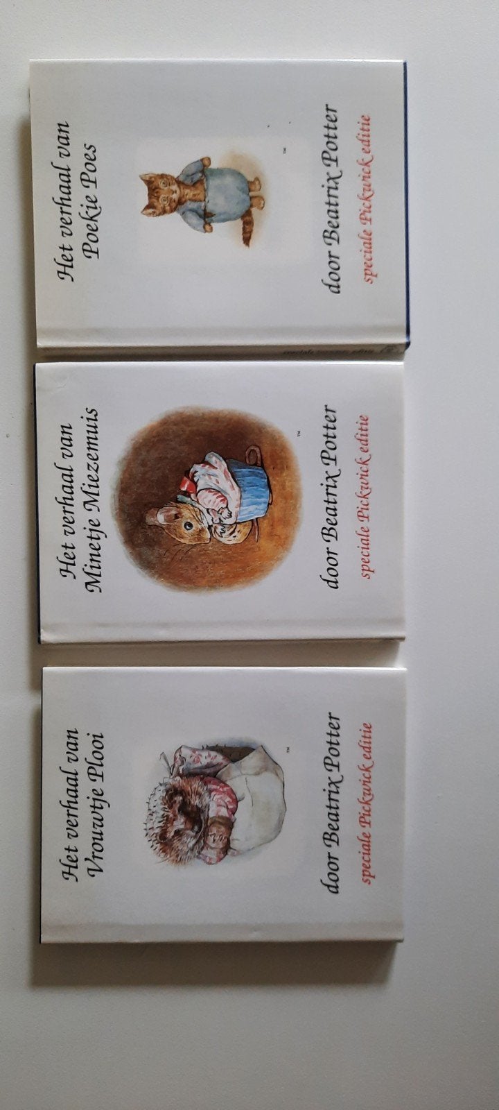 Beatrix Potter Poekie Poes/Minetje Miezemuis/Vrouwtje Plooi, Boeken, Ophalen of Verzenden, Zo goed als nieuw, Fictie algemeen