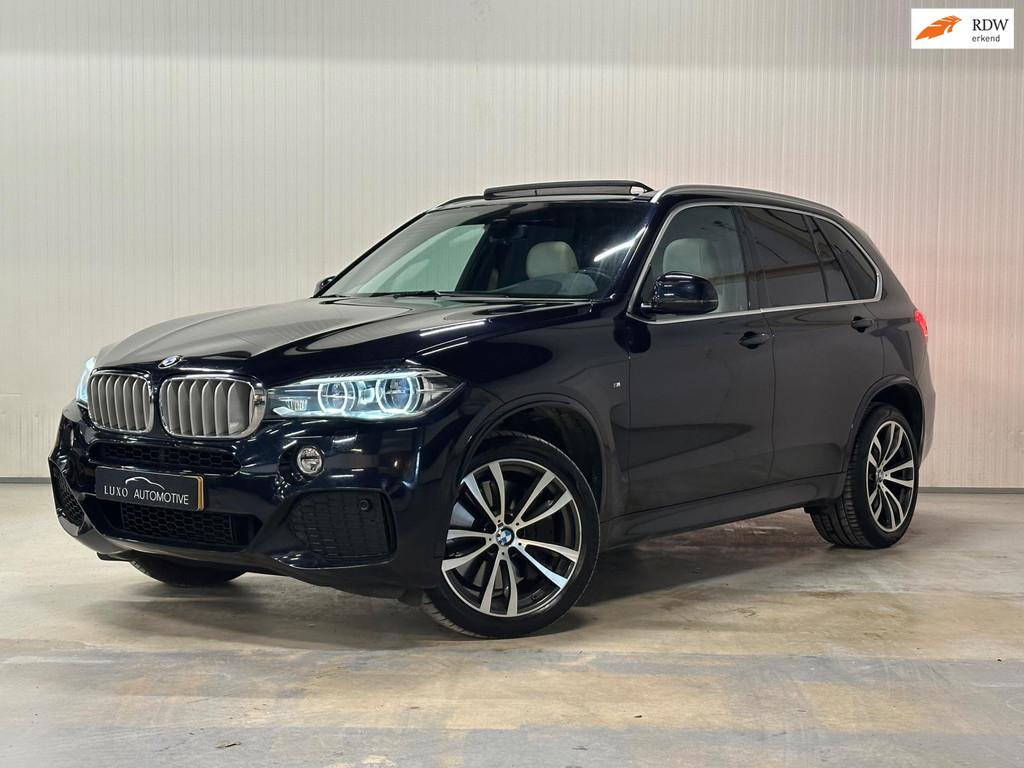 BMW X5 XDrive50i High Executive | PANO | M-SPORT | HUD | HAR, Gebruikt, Zwart, Bedrijf, Vierwielaandrijving