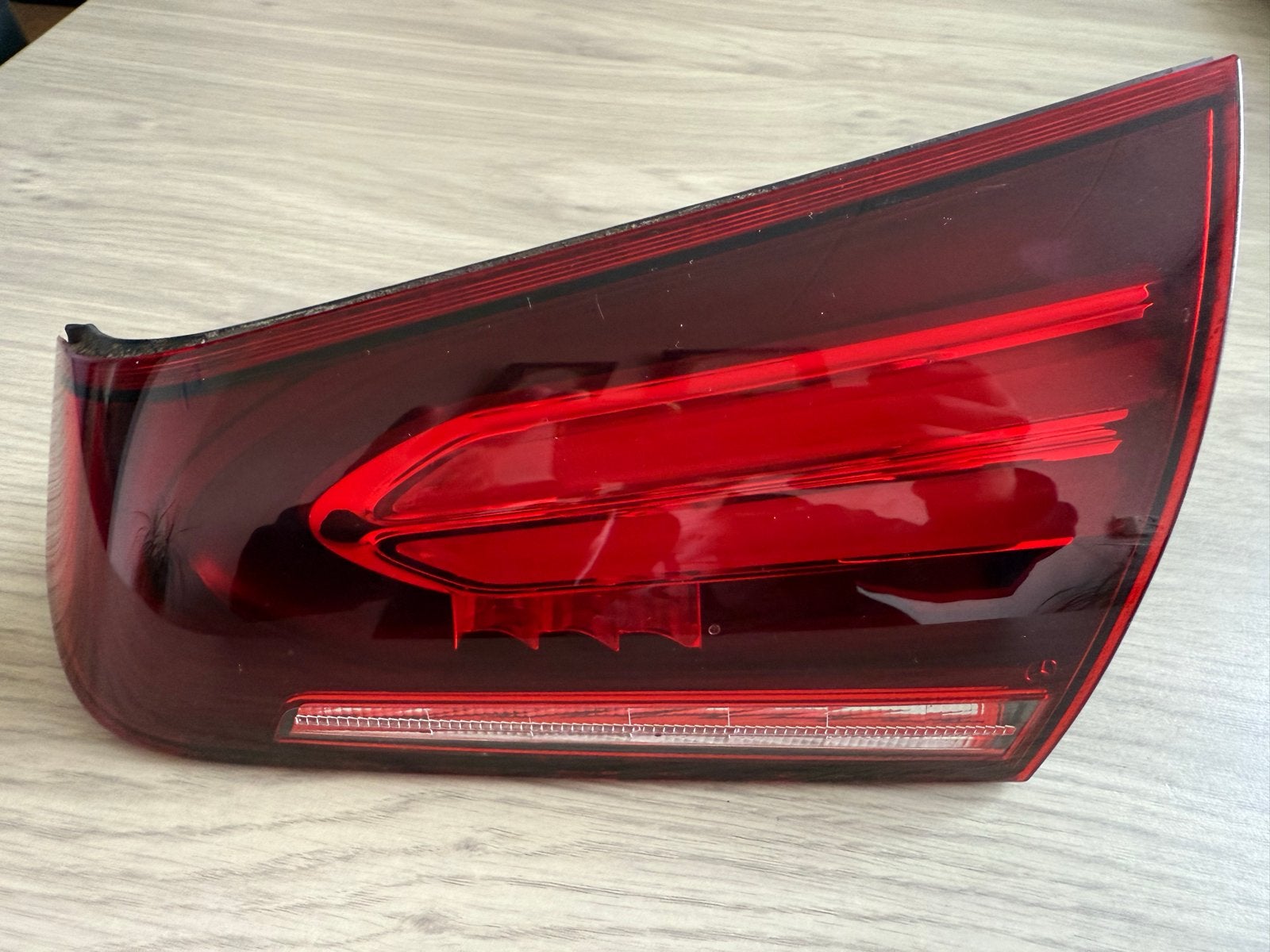 Mercedes A-Klasse Sedan W177.1 Rechts Achterlicht Kofferklep, Ophalen of Verzenden, Gebruikt, Mercedes-Benz
