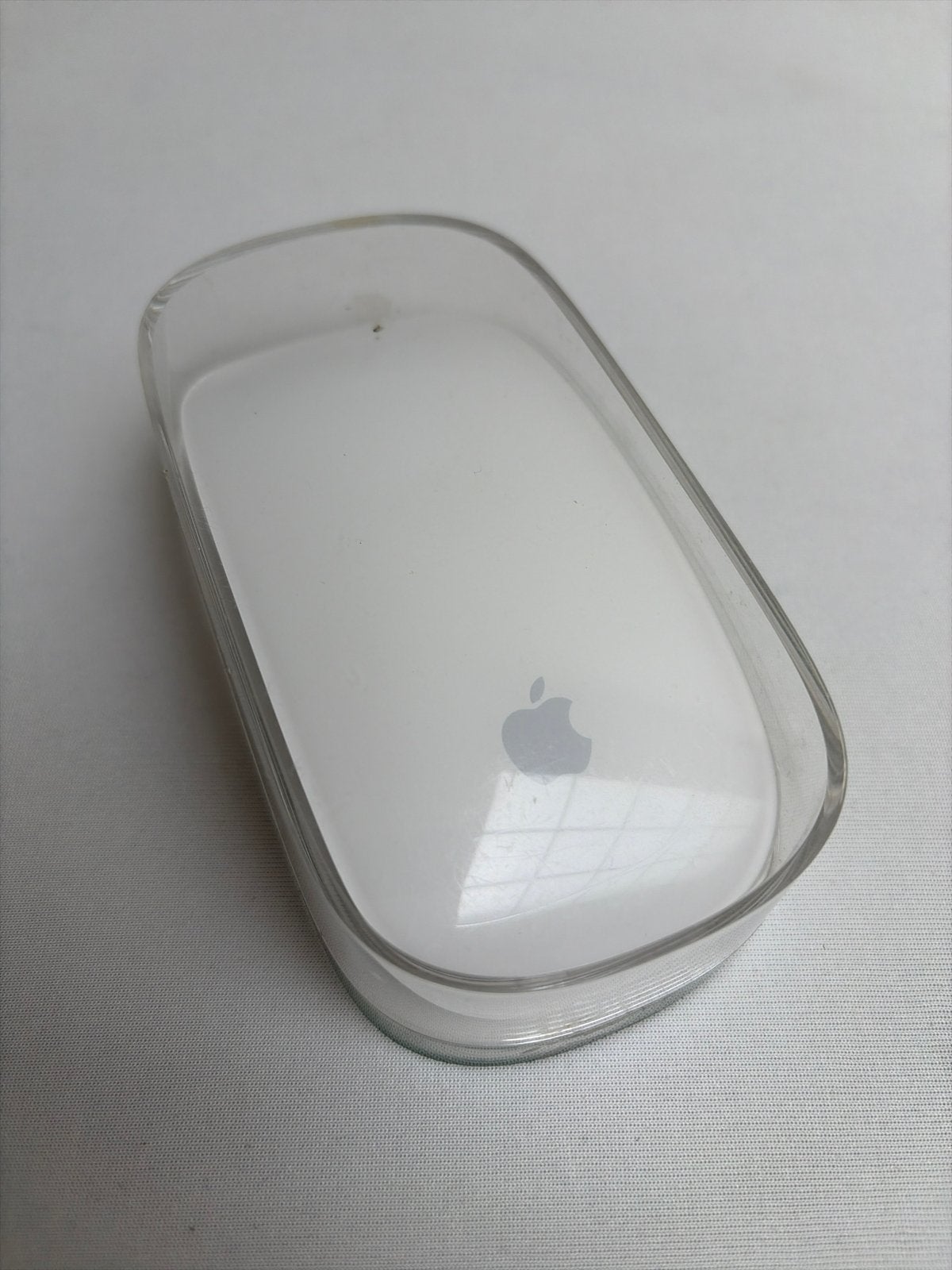 Apple A1296 2x AA Magic Mouse - Draadloze Multi-Touch Muis, Muis, Gebruikt, Rechtshandig, Ophalen of Verzenden