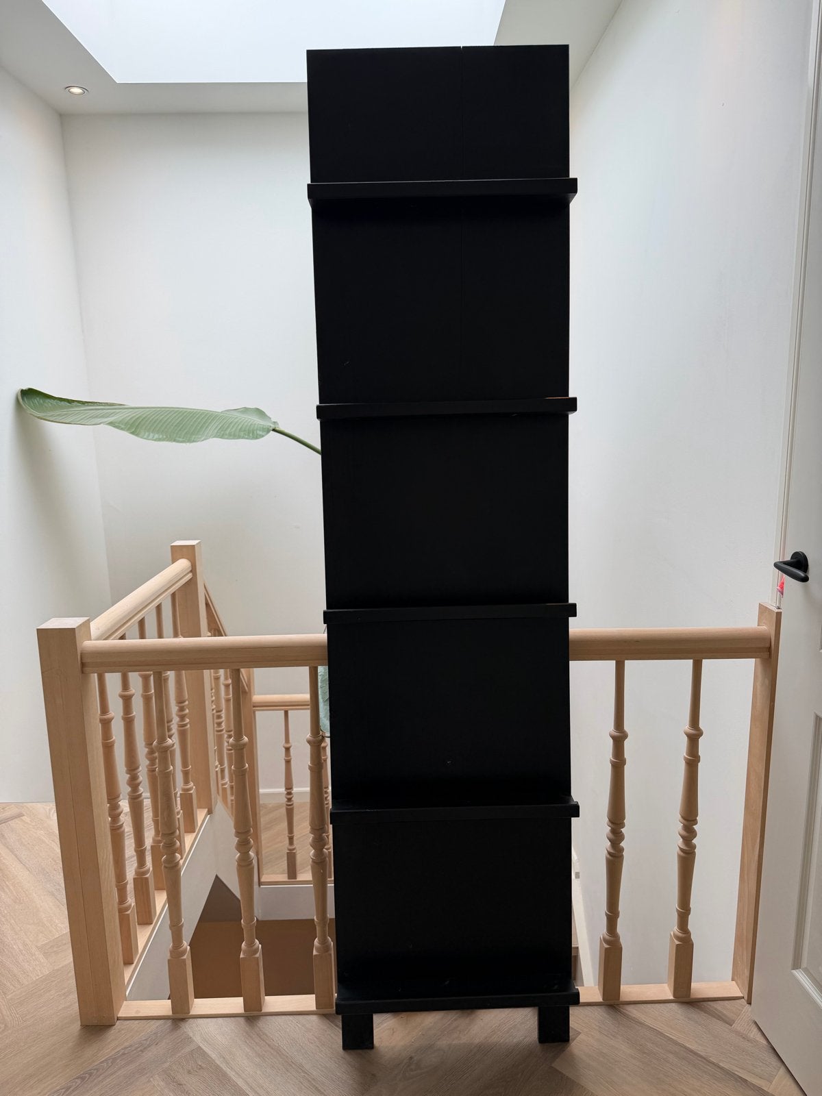 Vtwonen Wandrek 'Large' Off Black - Pronkrek/Tijdschriftenre, Ophalen, Met plank(en), Gebruikt, 200 cm of meer