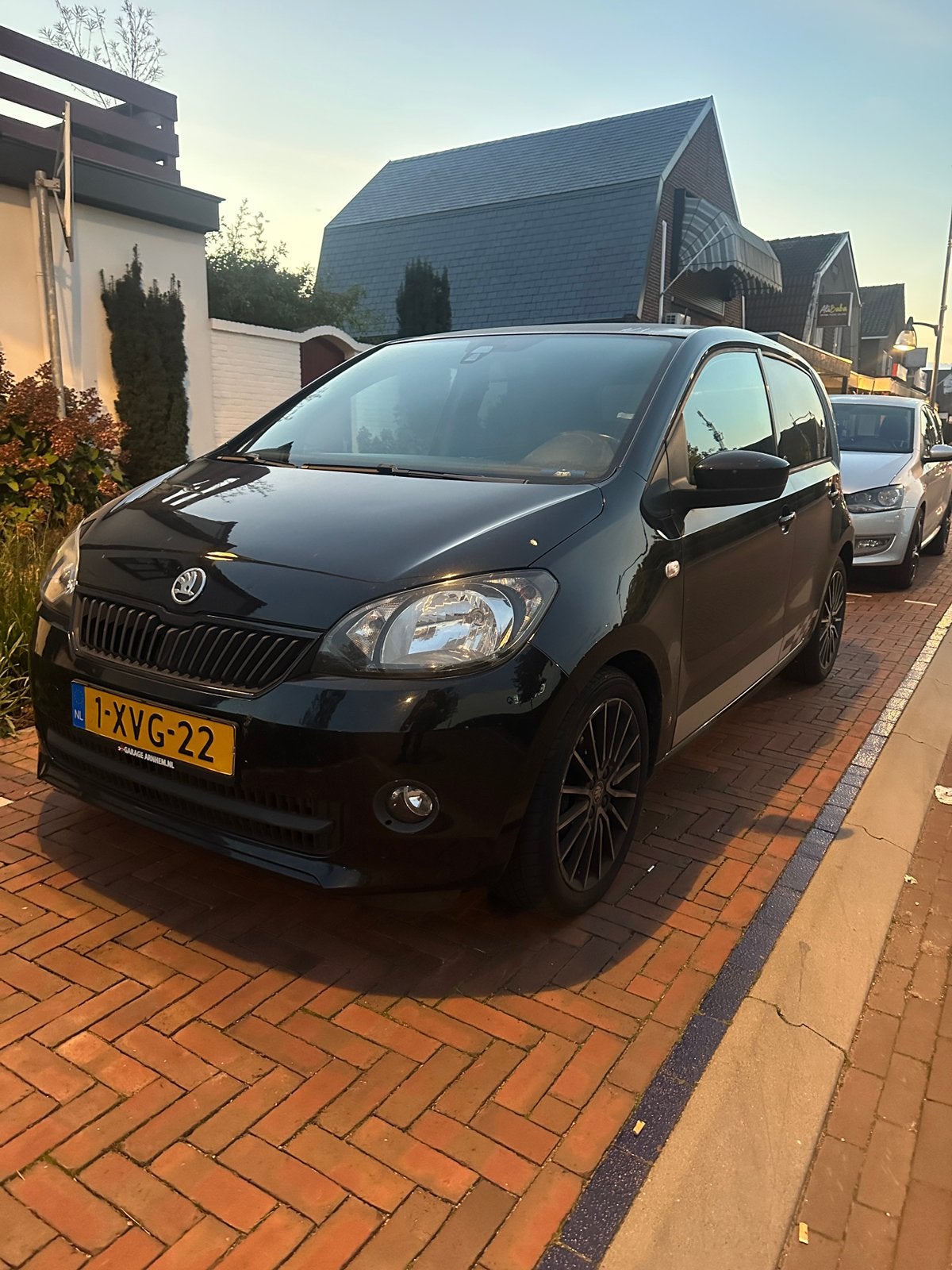 Skoda Citigo Monte Carlo 1.0 ZUINIG AIRCO NAP ZWART, Auto's, Voorwielaandrijving, Verwarmde buitenspiegels, 840 kg, 4 stoelen