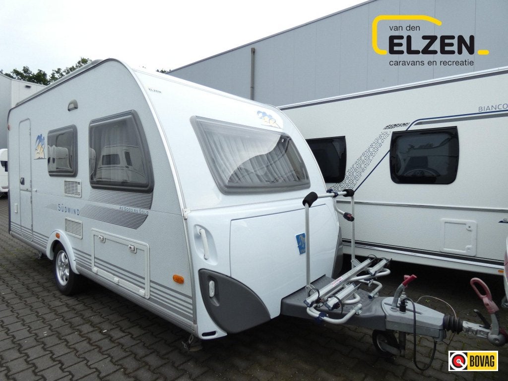 Knaus Sudwind As Good As Gold 420 QD Mover, voortent, fietsd, Caravans en Kamperen, Caravans, Schokbreker, Bedrijf, Treinzit, Tot en met 3