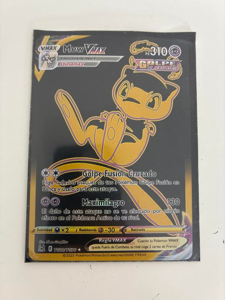 Mew VMAX Pokémon Kaart (TG30/TG30) - Zwart & Goud, Verzenden, Zo goed als nieuw, Losse kaart, Foil