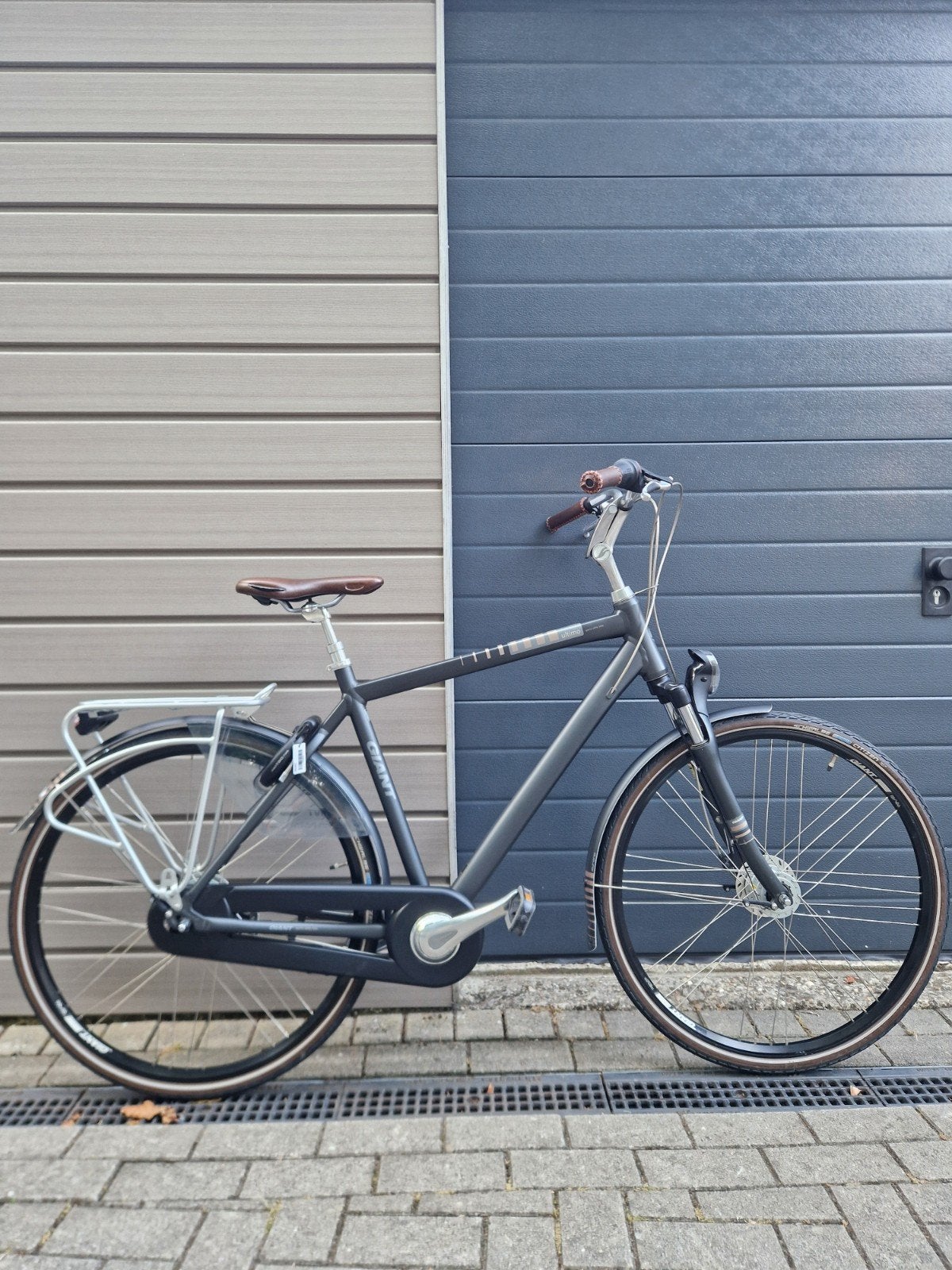 Giant ultimo herenfiets - 28 inch - zwart, Fietsen en Brommers, Fietsen | Heren | Herenfietsen, Ophalen, Versnellingen, Giant