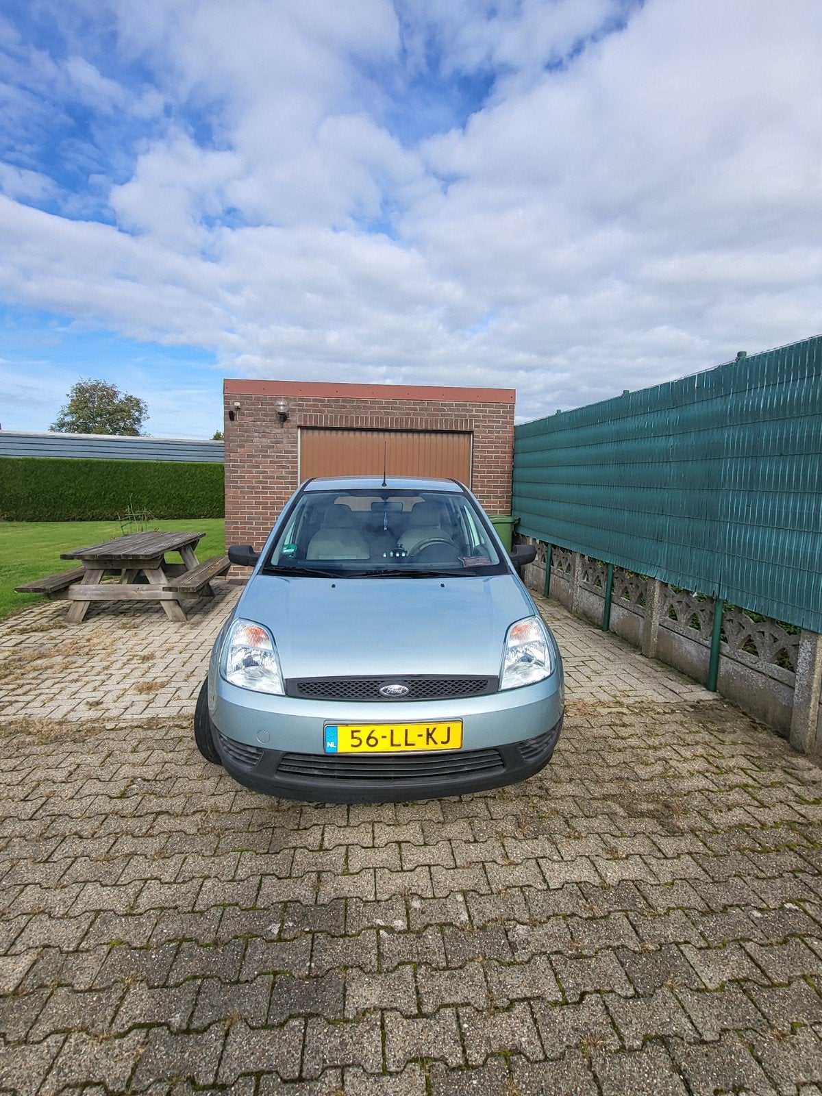 Ford Fiësta 1.3 8V 5DR 2003 zilver, 1299 cc, Stof, 4 cilinders, 49 €/maand