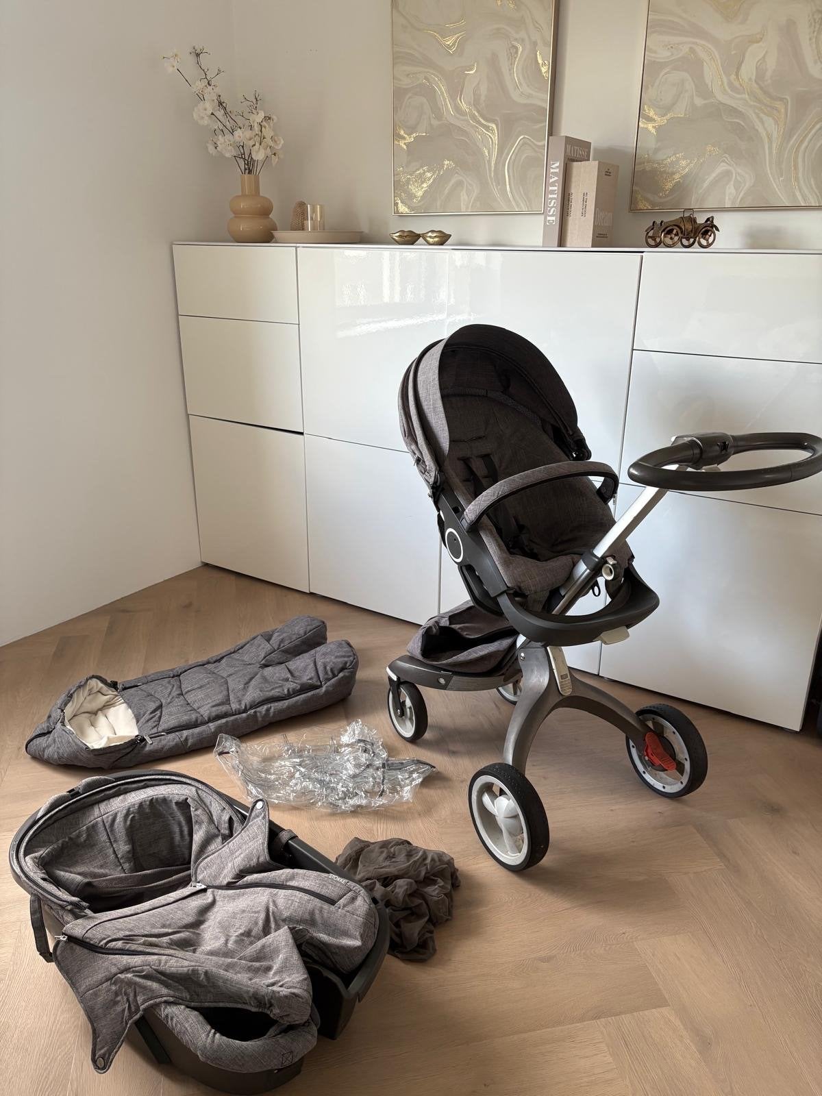 Stokke Xplory V6 Combiwagen met Reiswieg en Autostoeltje, Kinderen en Baby's, Overige merken, Ophalen of Verzenden, Zo goed als nieuw