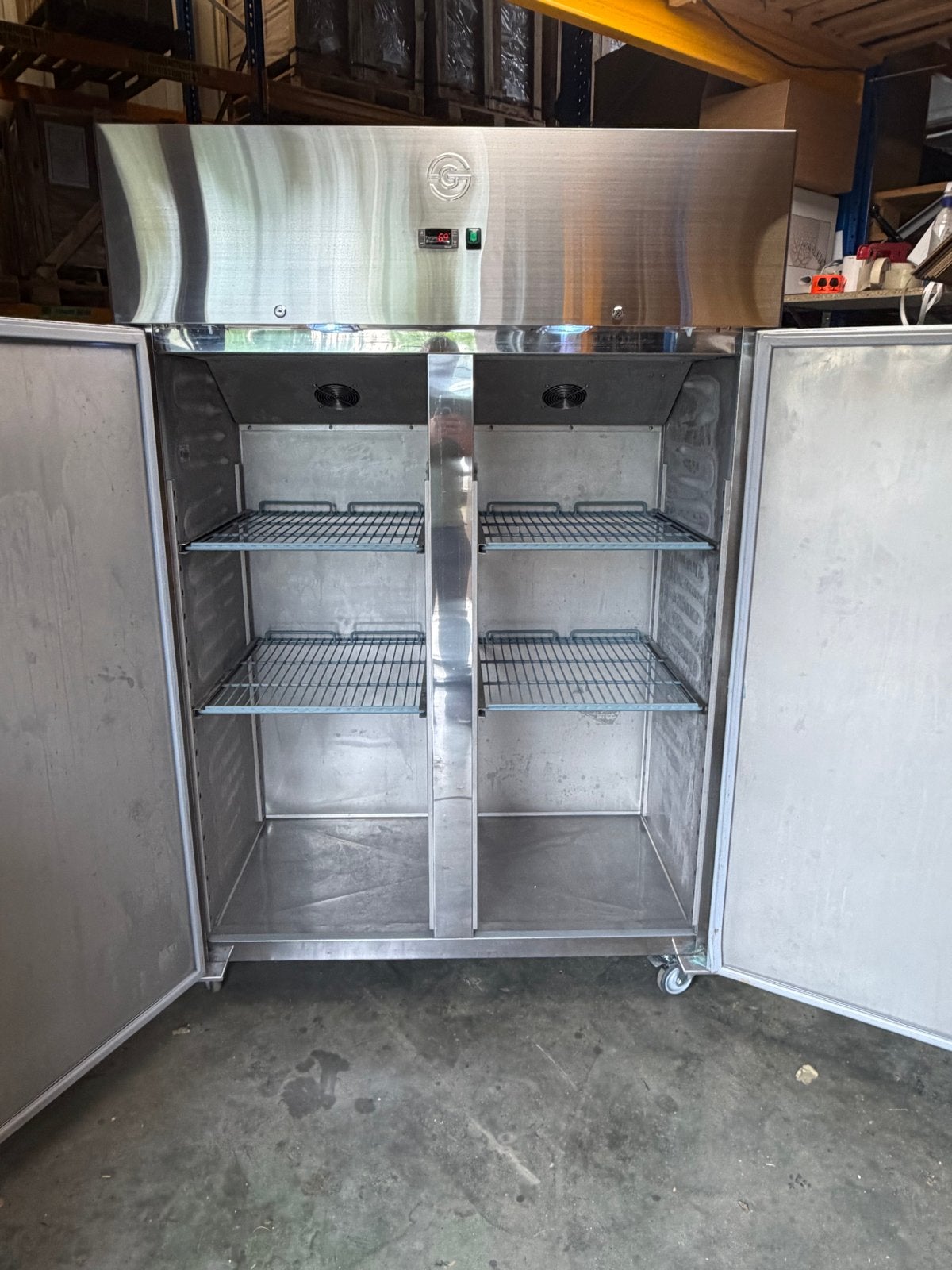 Gram Horeca Vrieskast - Energiezuinig, Dubbele Deuren, Zwenk, Ophalen of Verzenden, Gebruikt, Koelen en Vriezen
