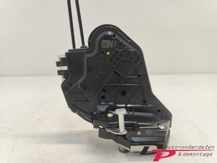 Deurslot Mechaniek 4Deurs links-achter van een Peugeot 108, Auto-onderdelen, Carrosserie en Plaatwerk, Gebruikt, -, -, Ophalen of Verzenden