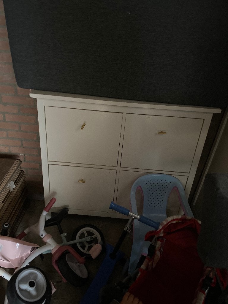 Gratis af te halen: IKEA BILLY/OXBERG kast en schoenenkast, Ophalen, Gebruikt, Modern