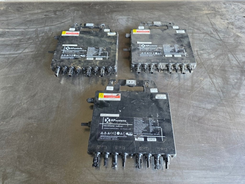 3x APsystems QS1 Micro-omvormer 1400VA / 1200VA – IP67, Ophalen of Verzenden, Gebruikt, Overige typen