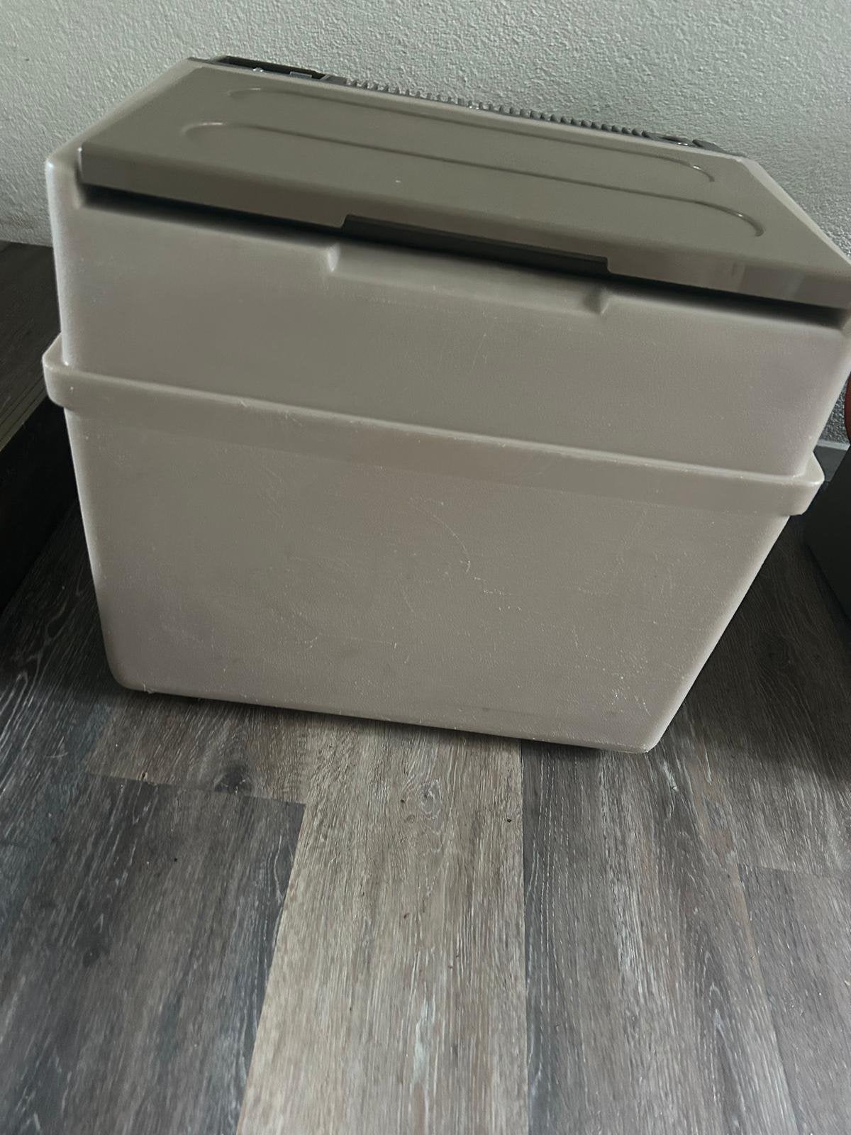 Electrolux koelbox 220/230, 12 volt, gas., Caravans en Kamperen, Ophalen, Zo goed als nieuw, Koelbox, Elektrisch