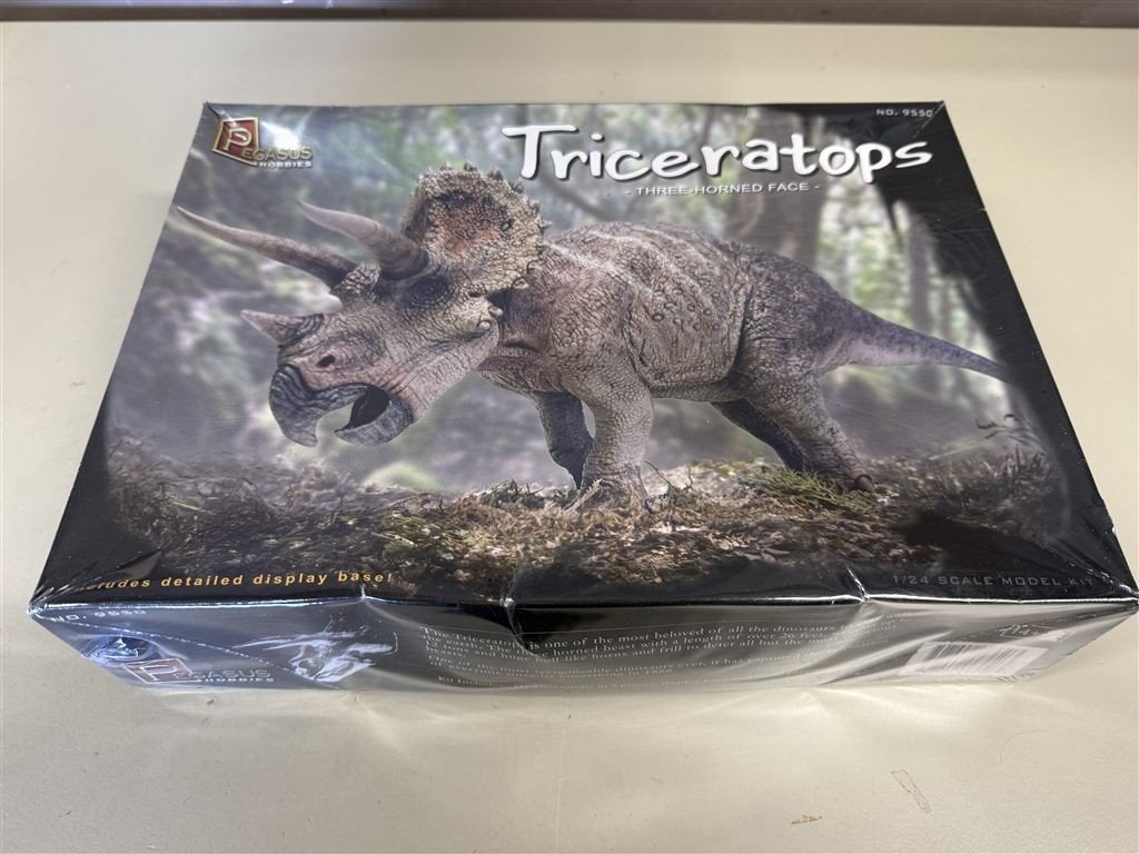 Pegasus 1:24 Triceratops Dinosaur Figuur Kit PEG9550, Ophalen of Verzenden, Nieuw, 1:32 tot 1:50