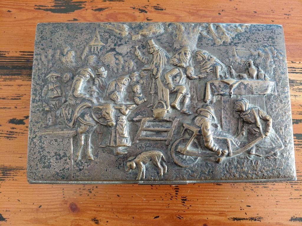 Antiek verzilverde sigarendoos, Ophalen of Verzenden, Gebruikt