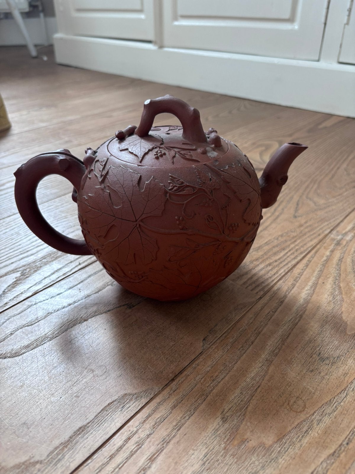 Chinese, antieke yixing theepot, Ophalen