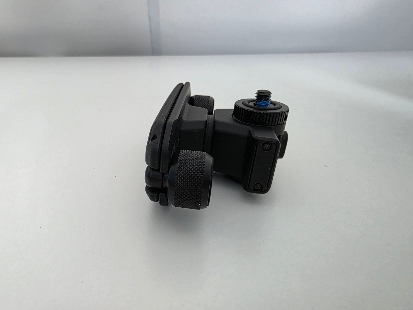 Insta 360 magnetic selfie stick holster, Ophalen of Verzenden, Zo goed als nieuw, Minder dan 150 cm, Driepoot