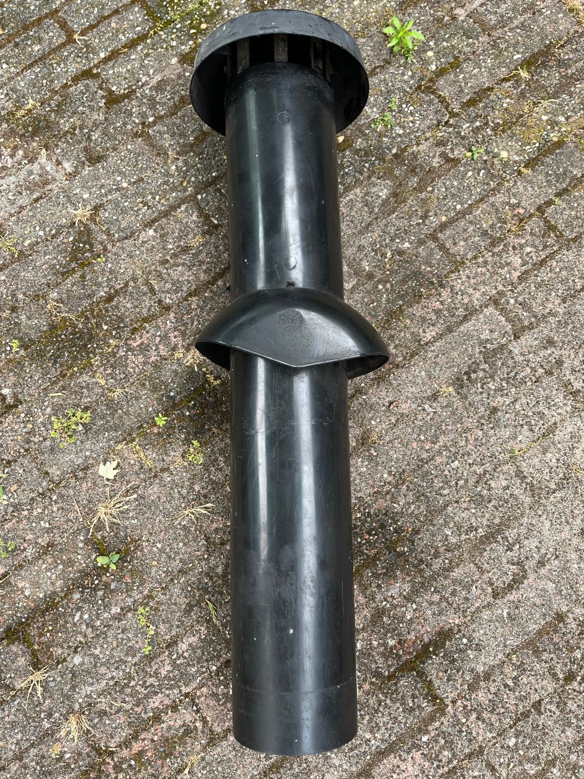 Ubbink dakdoorvoer \ ventilatiepijp 110 mm., Doe-het-zelf en Verbouw, Ventilatie en Afzuiging, Ophalen, Zo goed als nieuw, Ventilator en Afzuiger