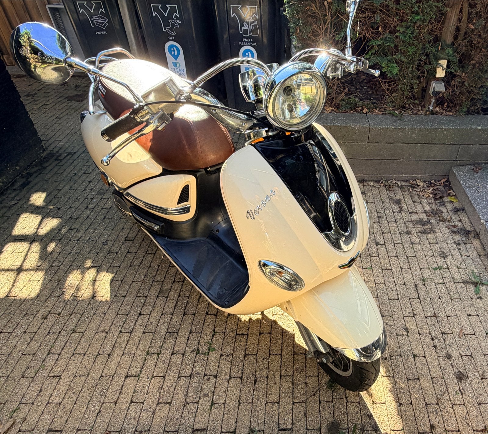 Verona Razzo Snor Scooter - Crème/Bruin - 1529 km, Gebruikt, Benzine, Ophalen, Overige merken