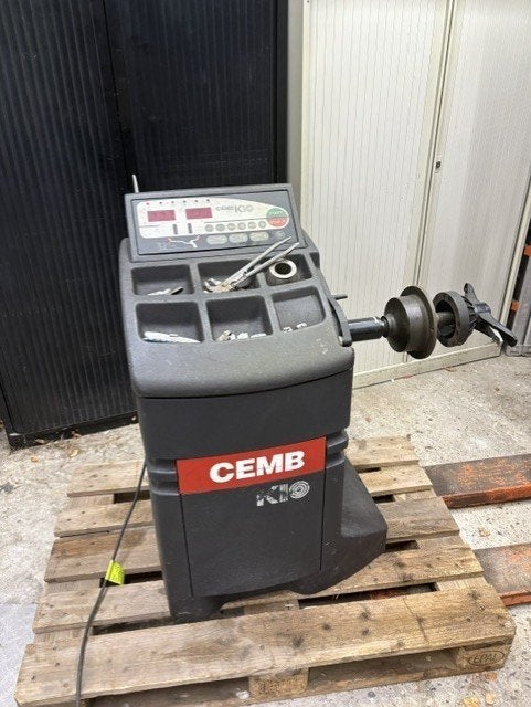 cemb balanceer machine, Auto diversen, Ophalen, Gebruikt