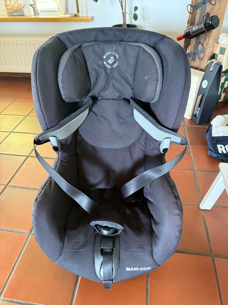 Maxi-Cosi Axiss Autostoel - Draaibaar en Comfortabel, Ophalen, Verstelbare rugleuning, 9 t/m 18 kg, Maxi-Cosi