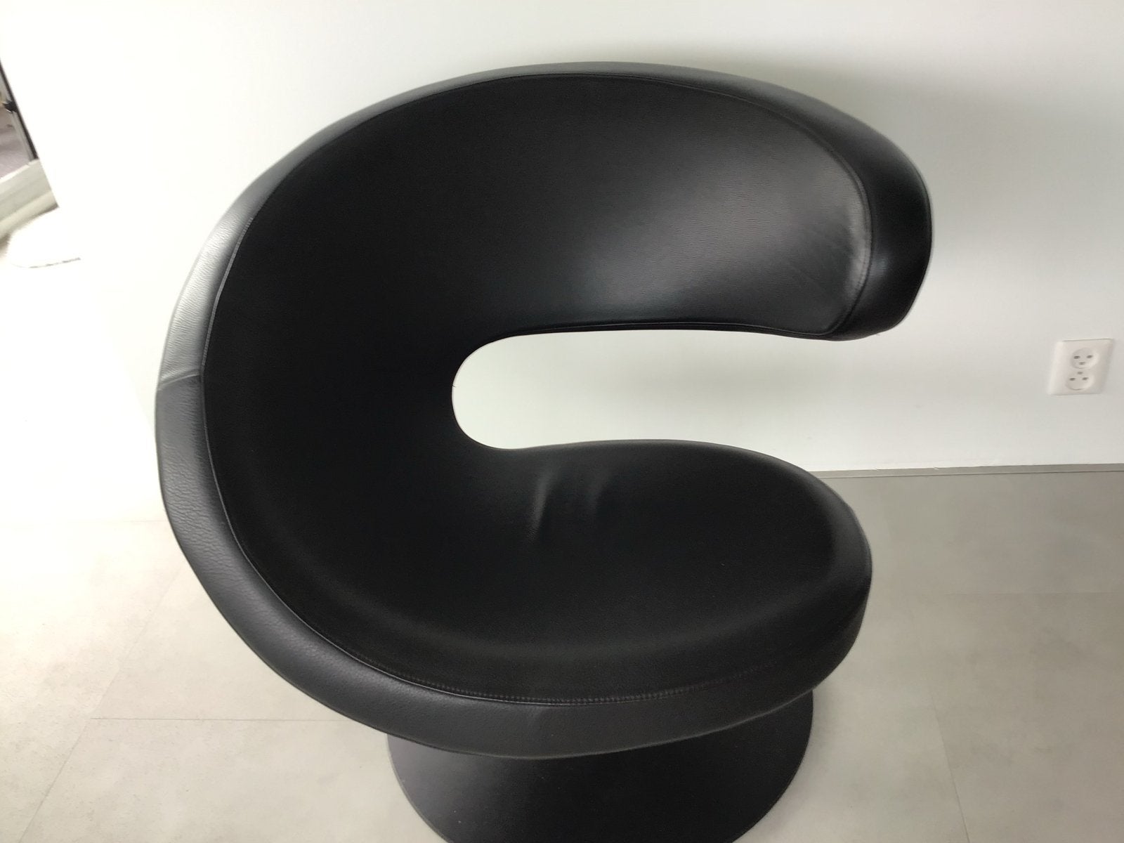 Varier Peel Club Fauteuil - Zwart Leer, Huis en Inrichting, Stoelen, Ophalen, Gebruikt, Zwart, Leer