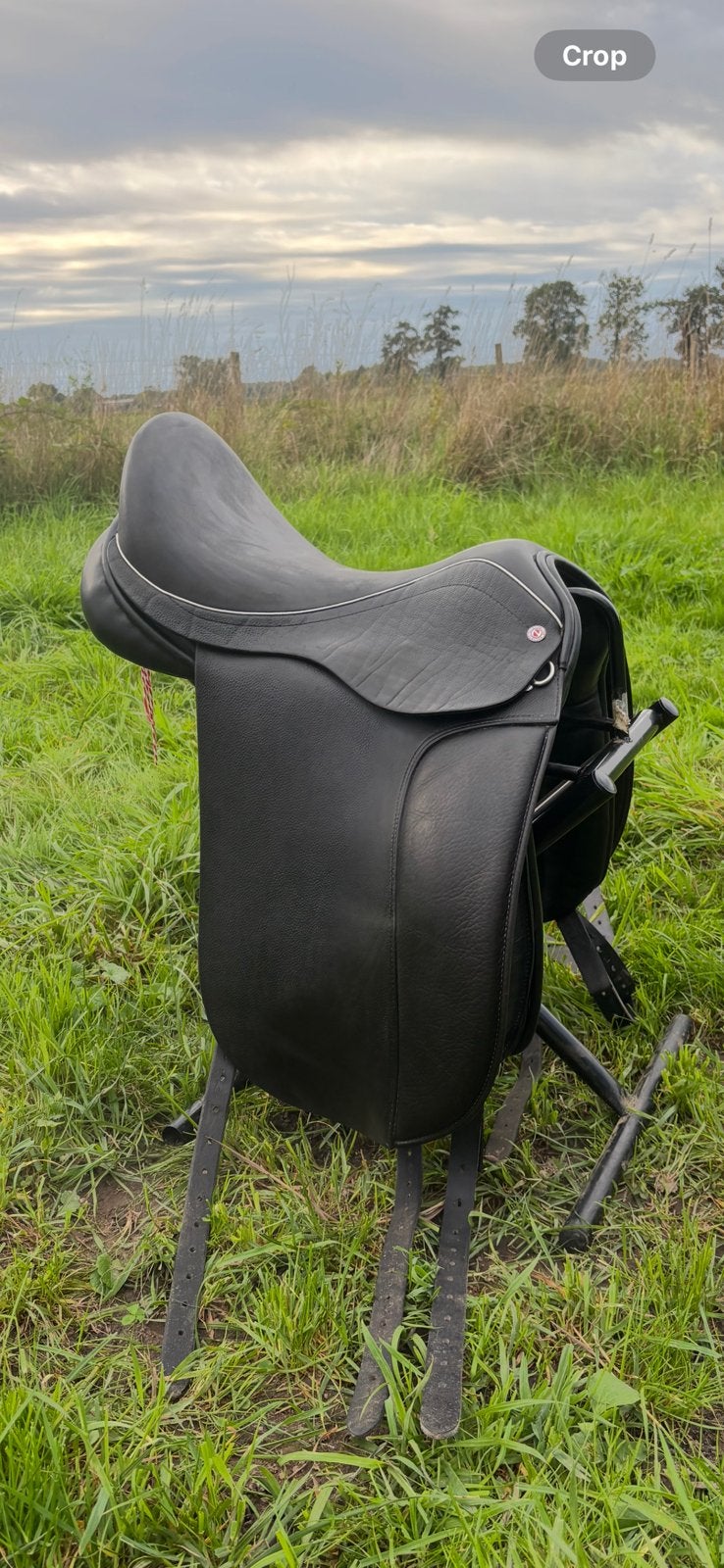 Dressuur zadel schutte zwart 17,5 inch, Dieren en Toebehoren, L (17.5 inch), Dressuur, Overige merken, Ophalen of Verzenden