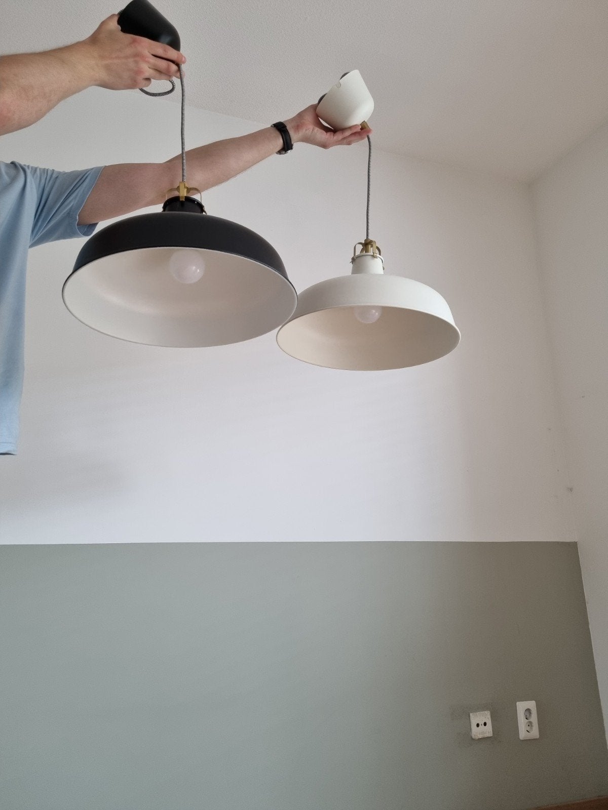 Lampenset 5 IKEA hanglampen zwart en wit, Industrieel, Modern, Zo goed als nieuw, Metaal, E27 (groot)