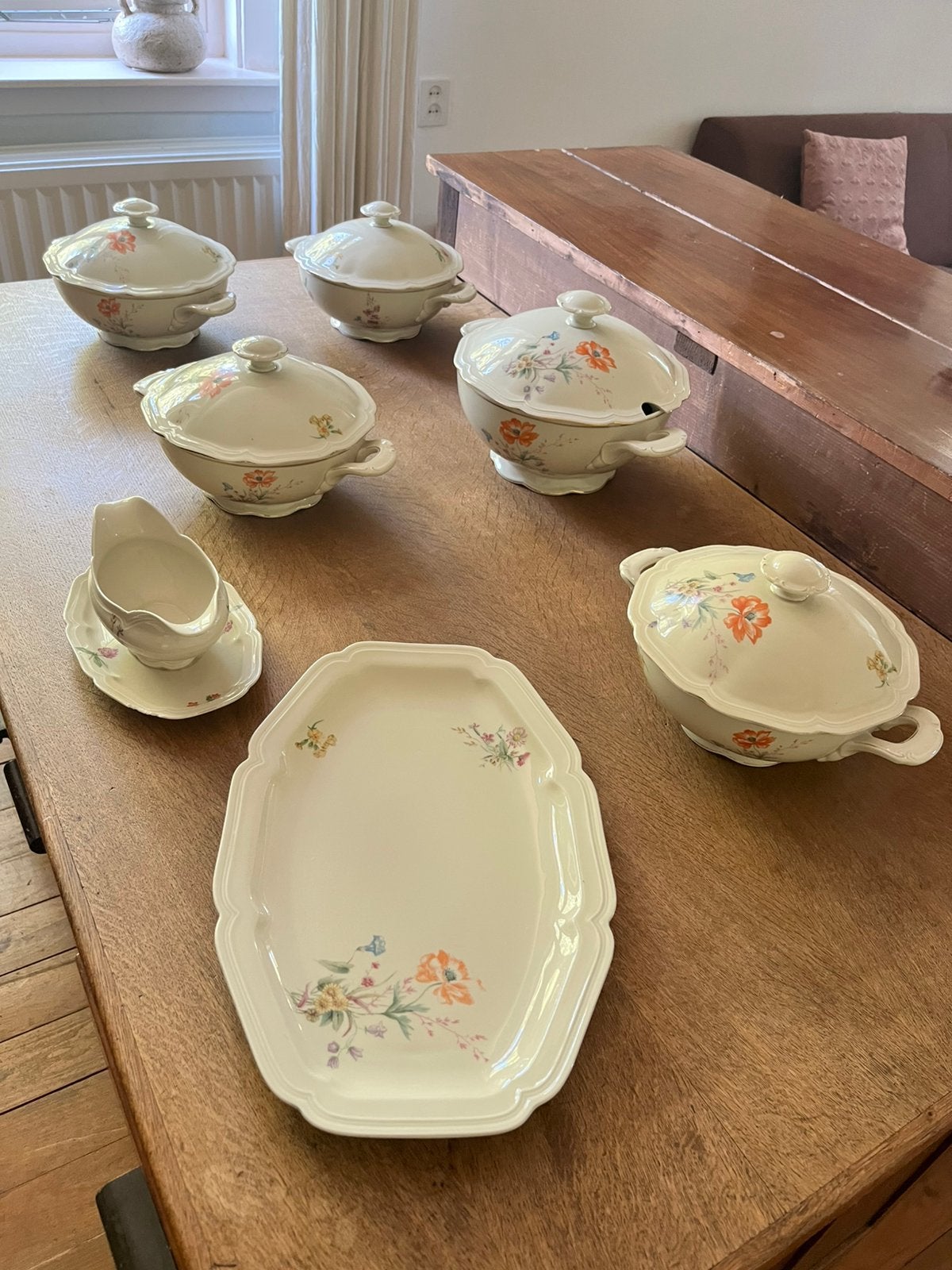 oud servies in zeer goede staat, Ophalen