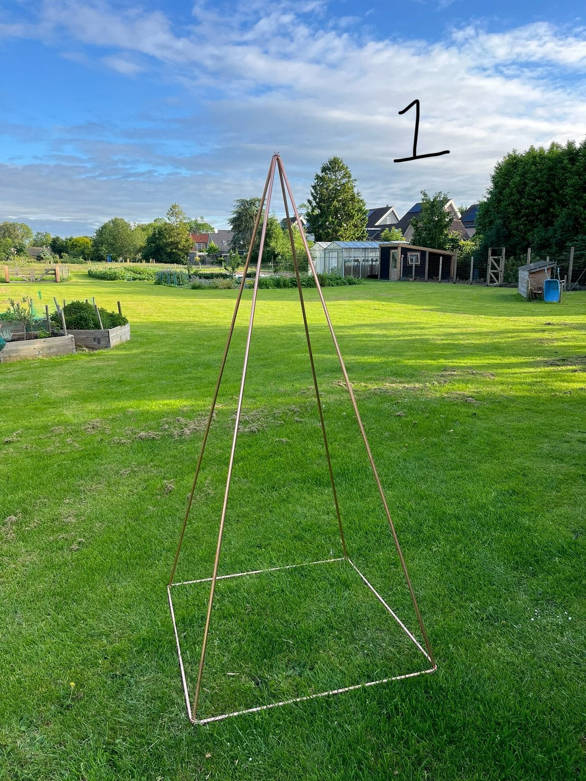 Koperen piramide, Ophalen, Nieuw