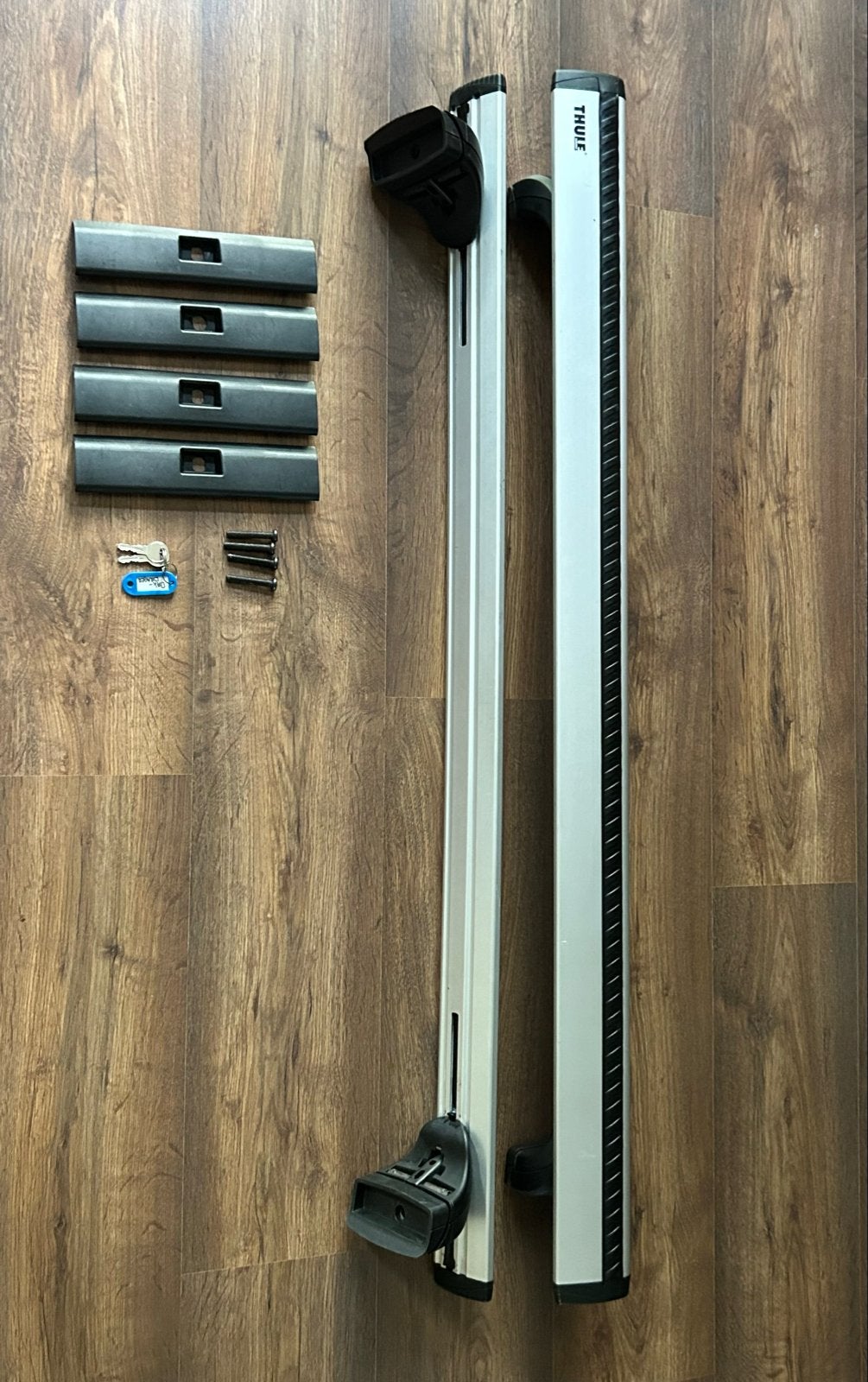 Thule dakdragers compleet met sleutels en bevestiging, Ophalen, Gebruikt