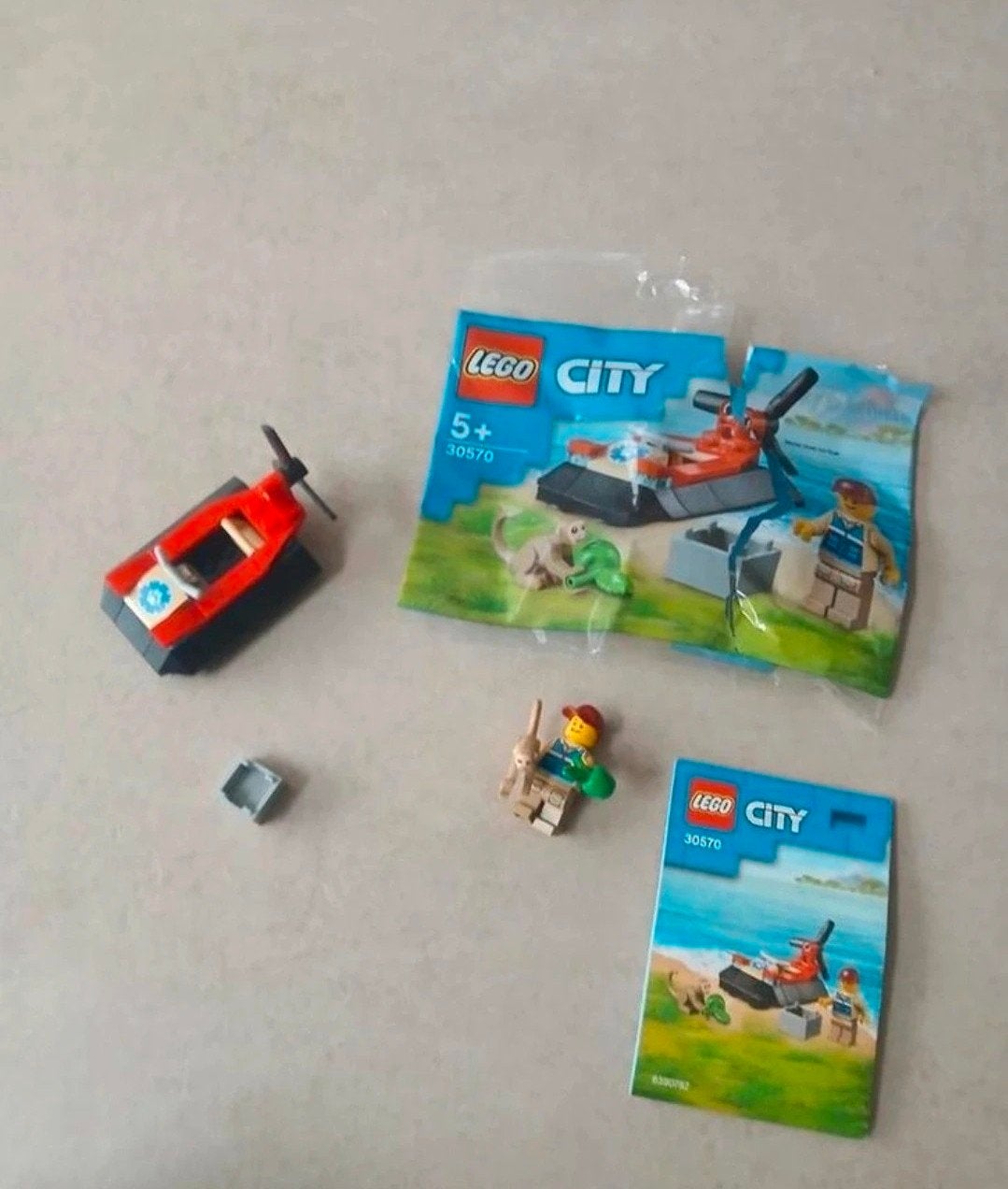 Lego city wildlife hovercraft 30570, Kinderen en Baby's, Speelgoed | Duplo en Lego, City, Lego, Ophalen of Verzenden, Zo goed als nieuw