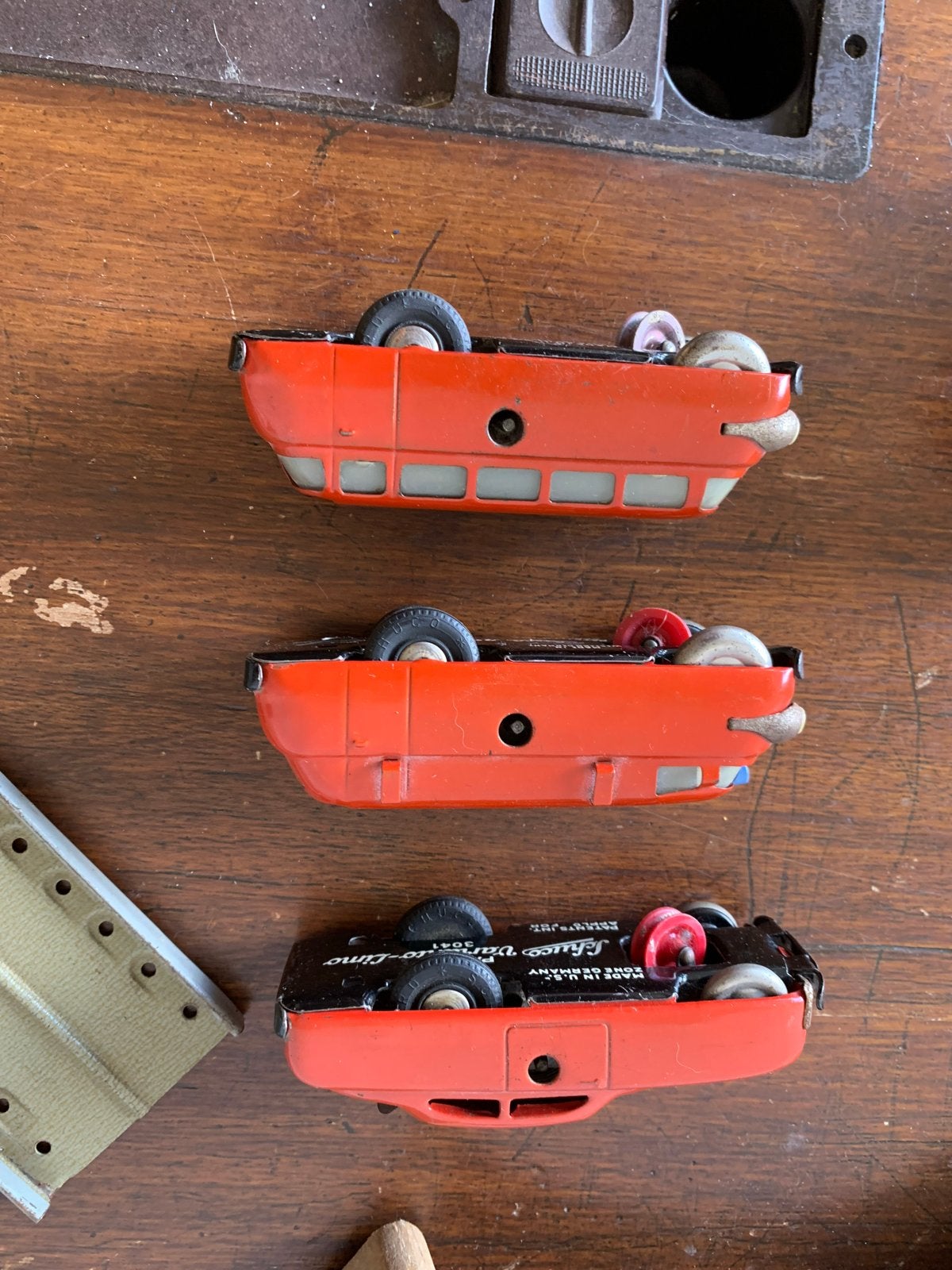 Schuco Varianto baan met 3 autootjes (2 rijdend), Ophalen of Verzenden, Gebruikt
