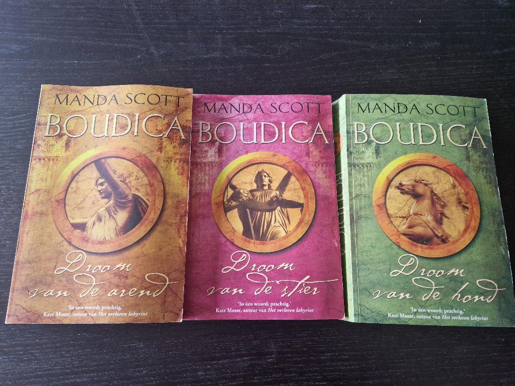 Boudica Reeks (3 delen) - Manda Scott, Boeken, Fantasy, Zo goed als nieuw, Ophalen of Verzenden