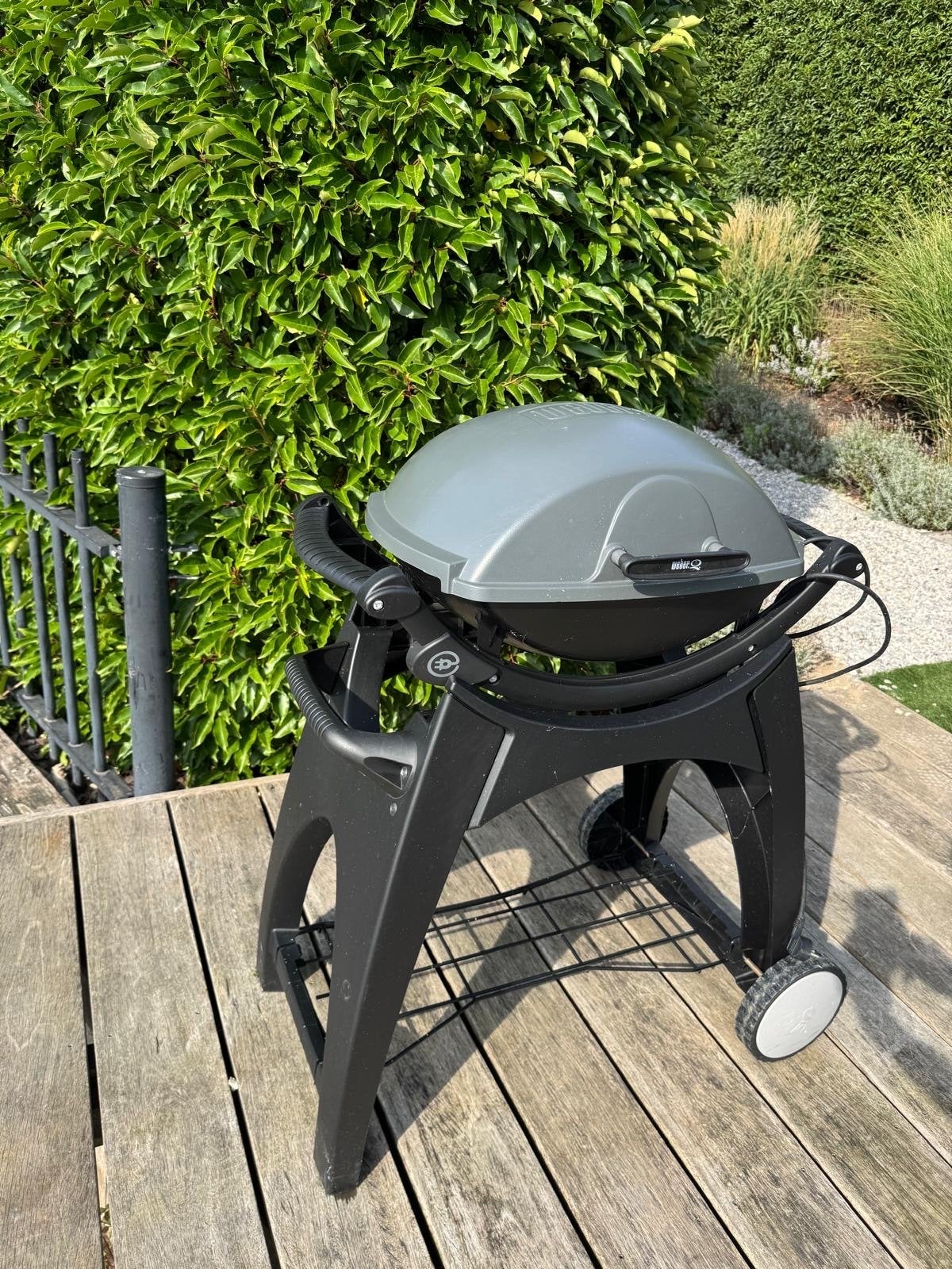 Weber Q1400 elektrische barbecue met onderstel en hoes, Ophalen, Gebruikt