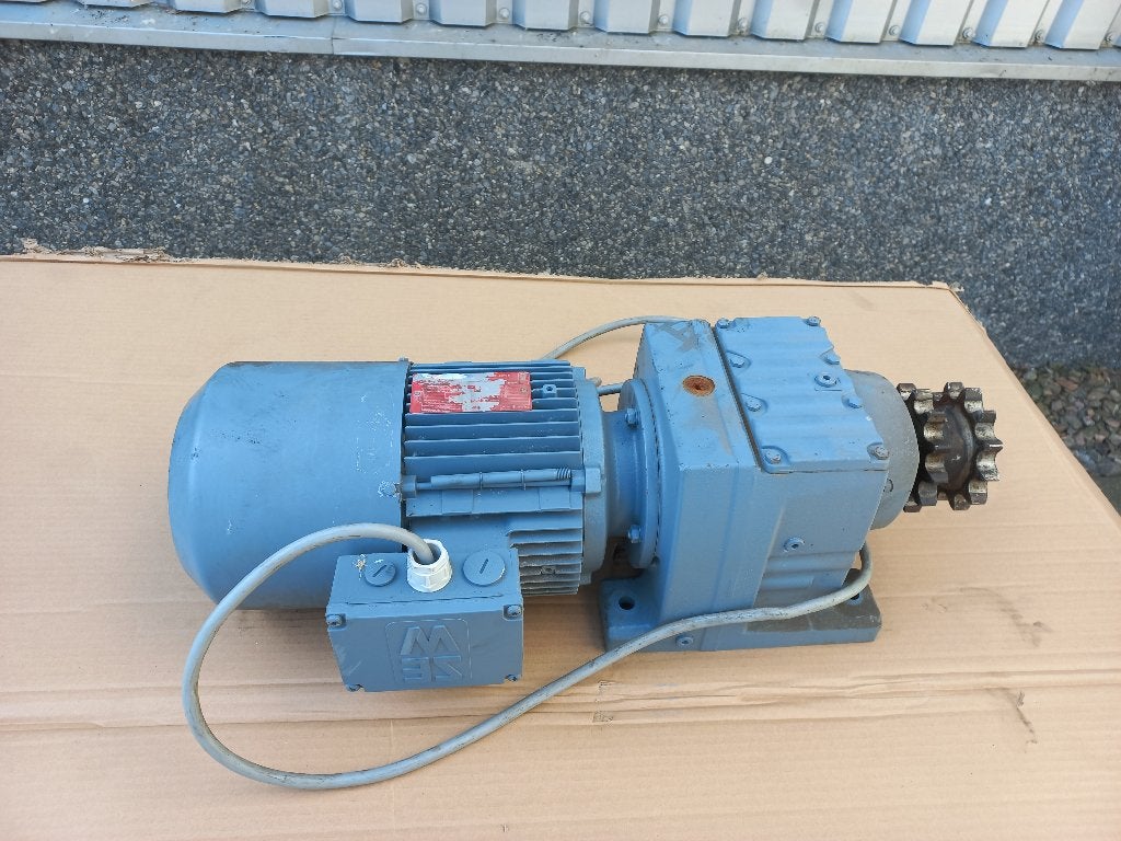elektromotor SEW Eurodrive  1.1 kW – 37 omw/min – as 35 mm –, Ophalen, Gebruikt, Elektromotor, Minder dan 1400 rpm