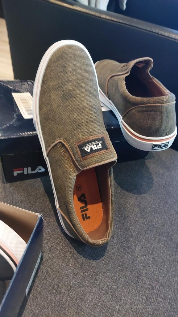 Heren schoenen maat 45 nieuwe in doos Fila instappers, Loafers, Bruin, Nieuw, Ophalen of Verzenden