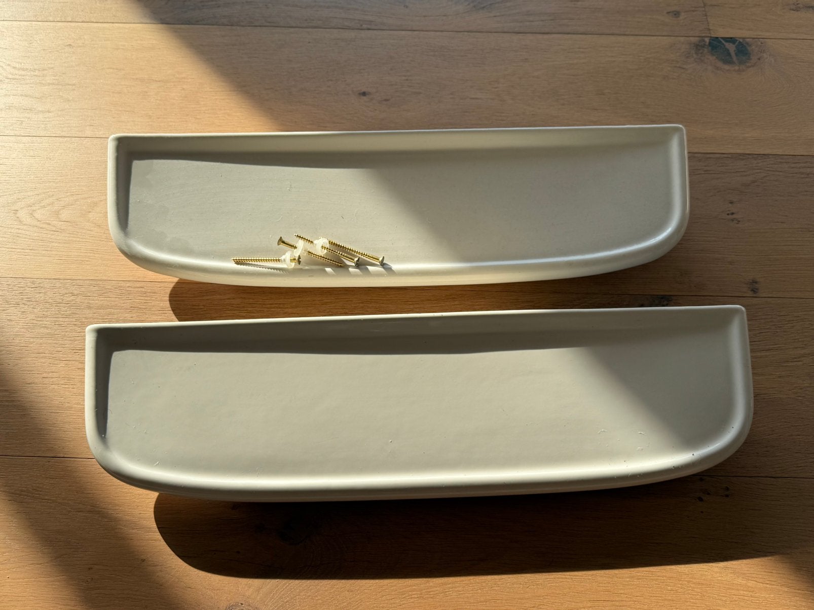 2 witte Sphinx planchettes “ Pergamon”. badkamer plankjes., Ophalen, Zo goed als nieuw, Wit, Overige typen